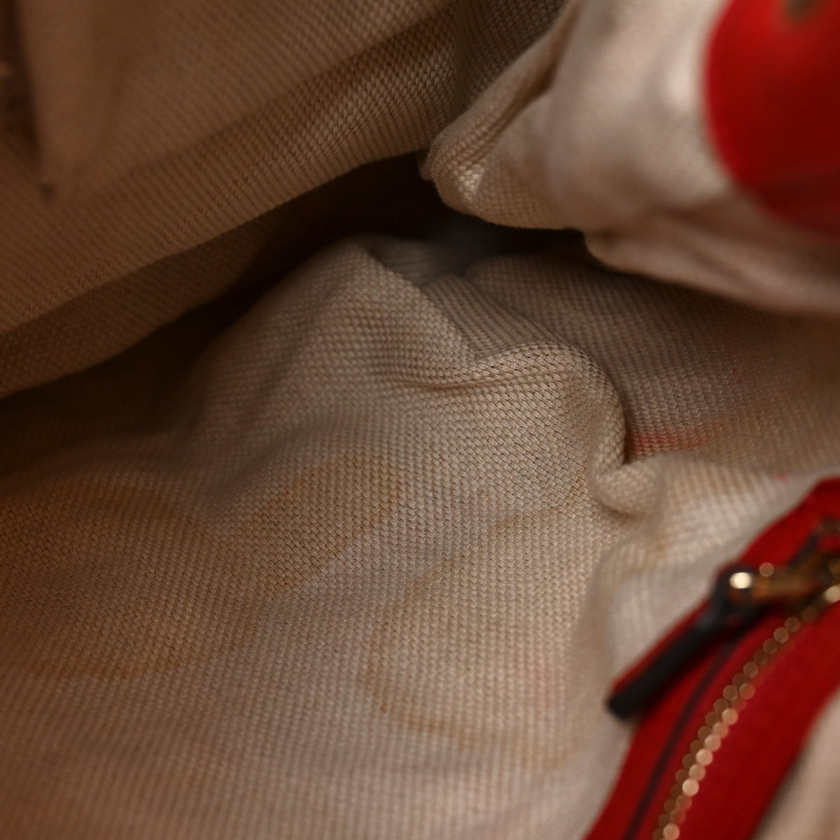 Pebbled Calfskin Medium Soho Chain Shoulder Bag Tabasco Red wholesalehk.shop