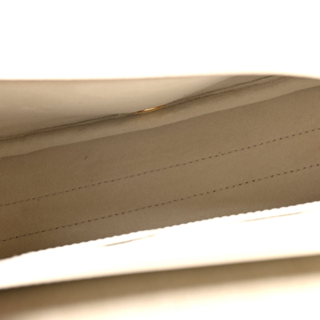 Box Calfskin Medium Bobby Flap Latte wholesalehk.shop