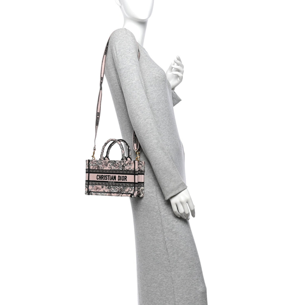 Canvas Embroidered Mini Book Tote With Strap Pink Multicolor £¨ Direct shipment via from wholesalehk.shop