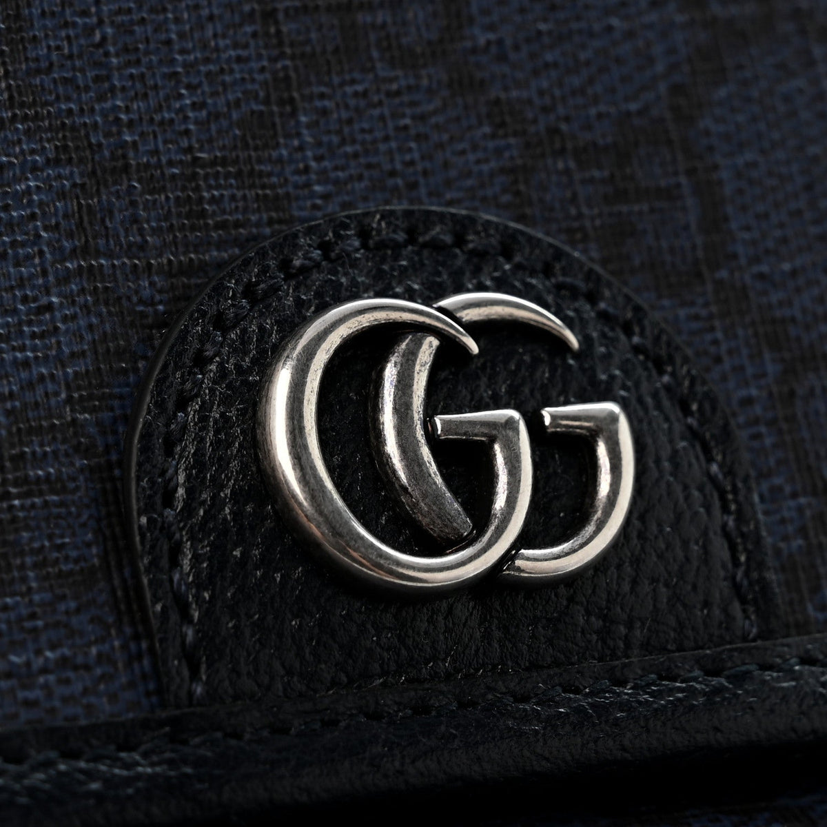 Tender GG Supreme Monogram Textured Dollar Calfskin Ophidia Messenger Bag Dark Blue wholesalehk.shop