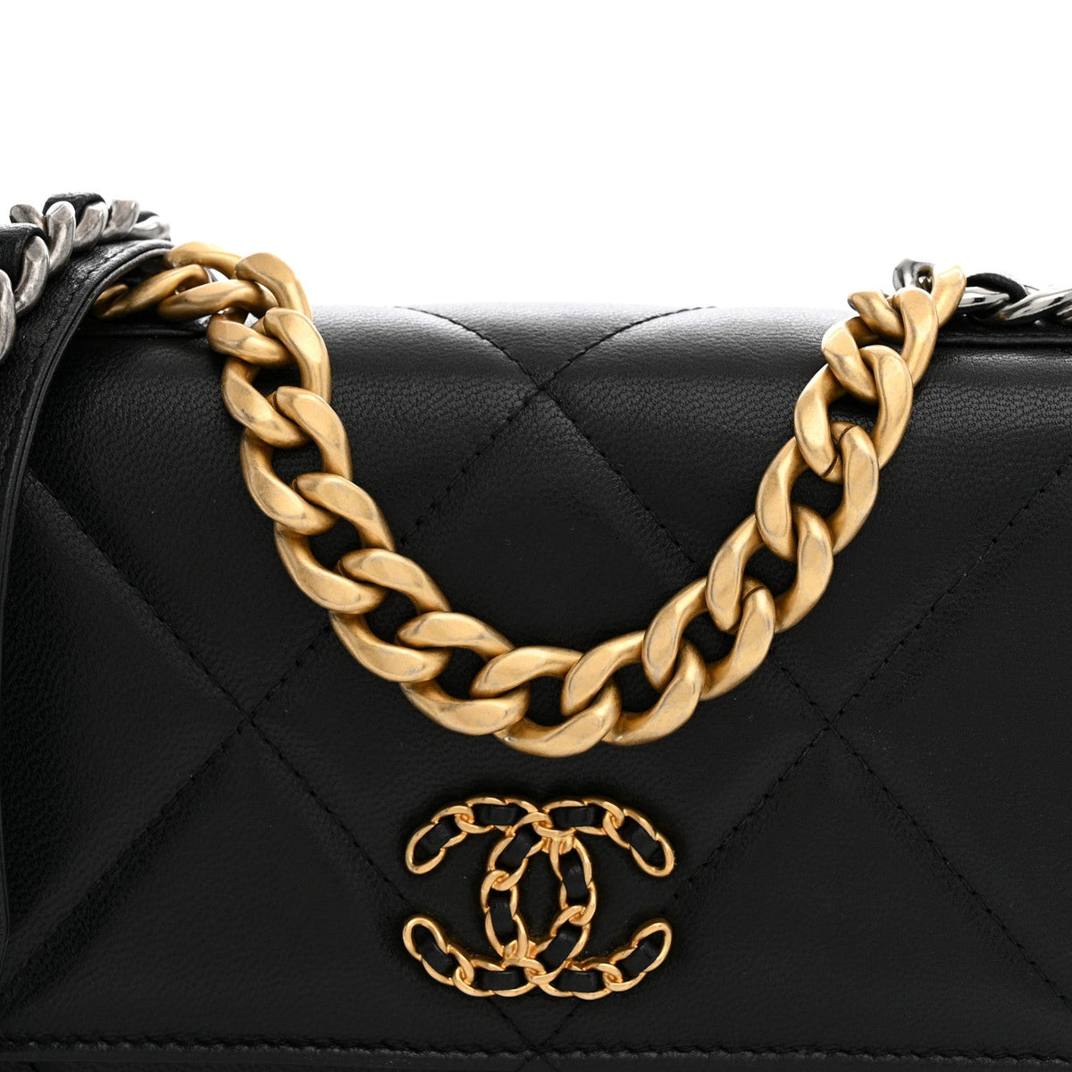 Lambskin Quilted Chanel 19 Wallet On Chain WOC Black wholesalehk.shop