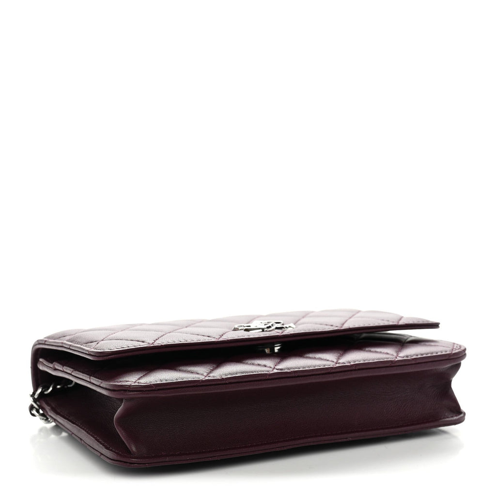 Lambskin Quilted Enamel CC Wallet On Chain WOC Burgundy wholesalehk.shop