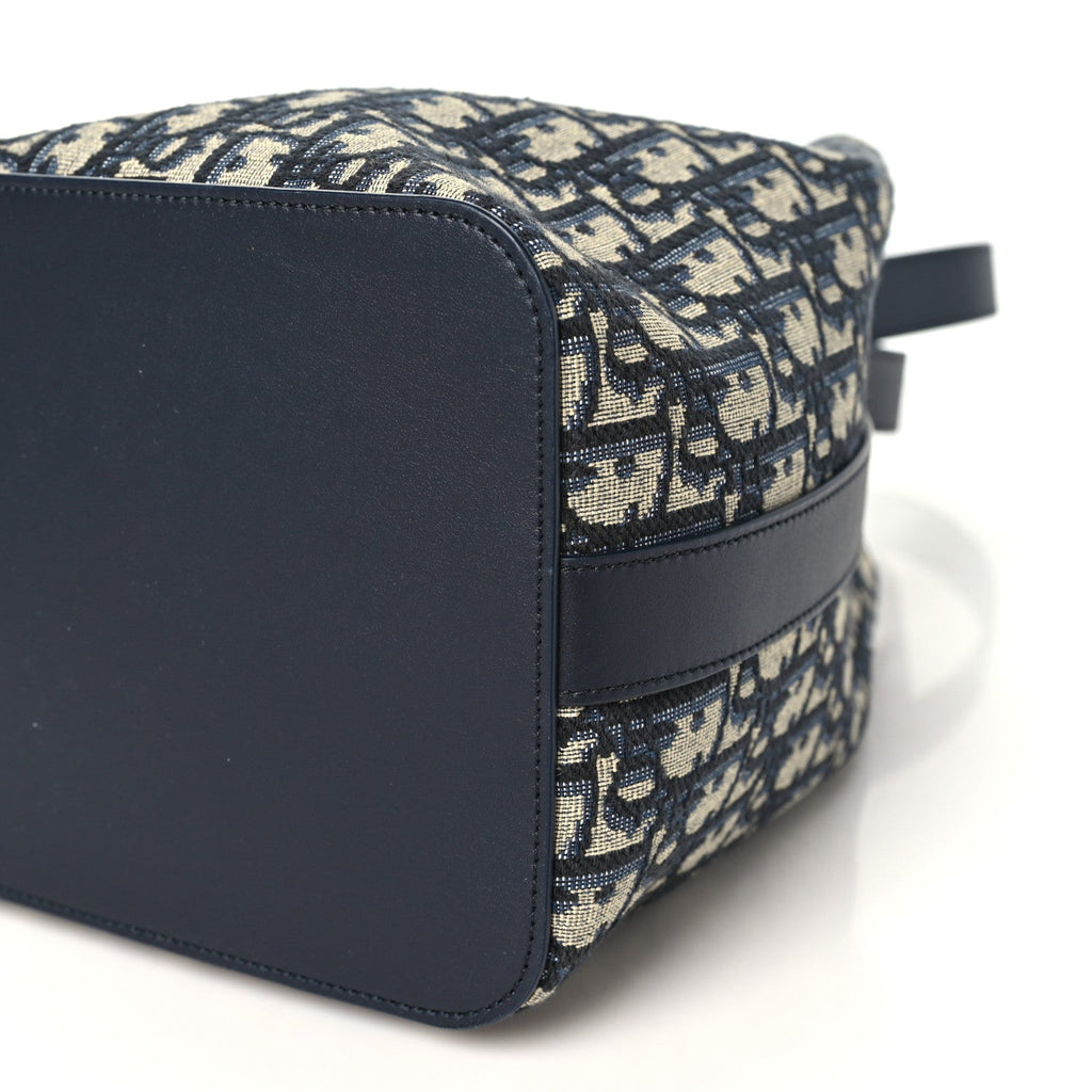 Oblique Bucket Bag Blue wholesalehk.shop