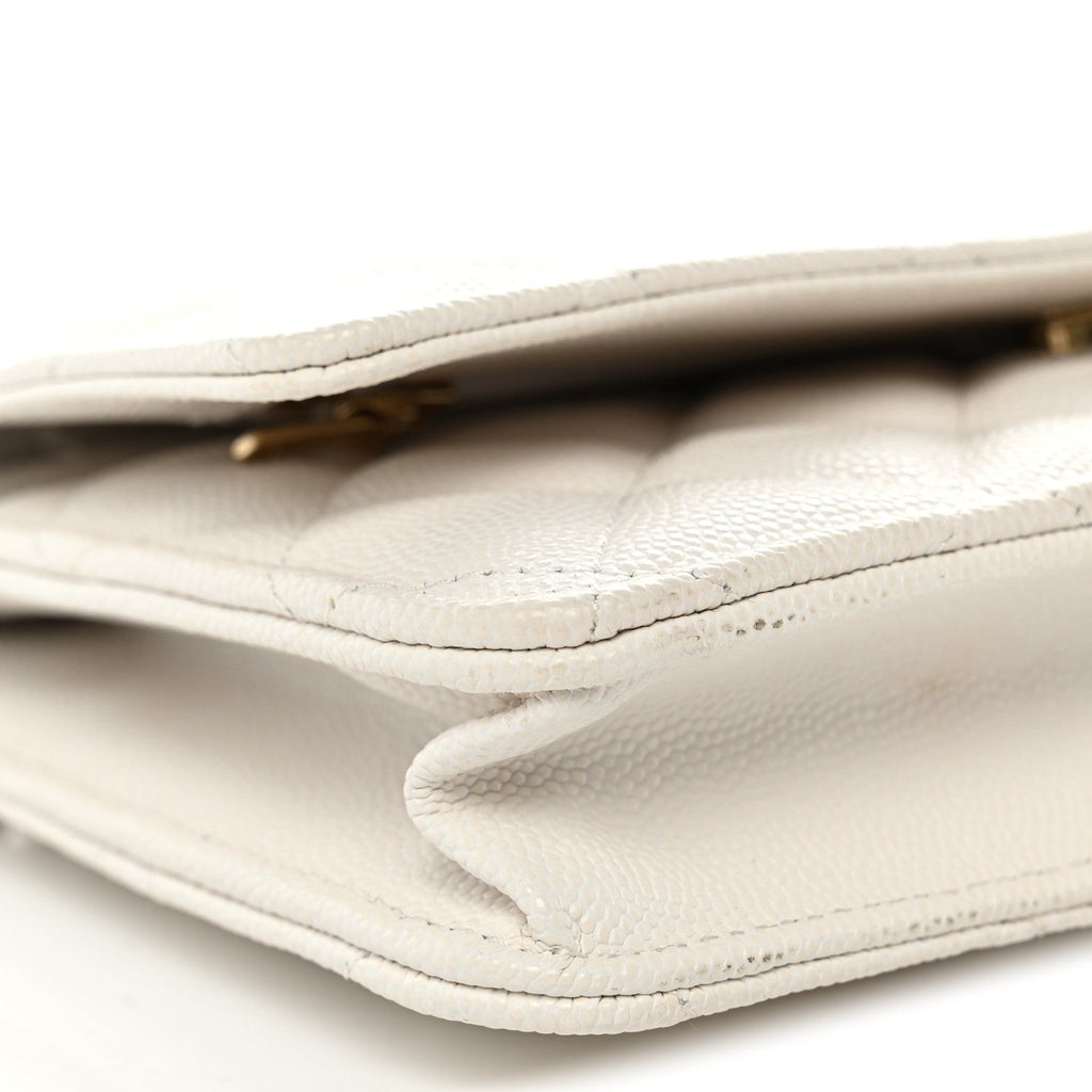 Caviar Quilted Wallet on Chain WOC White wholesalehk.shop