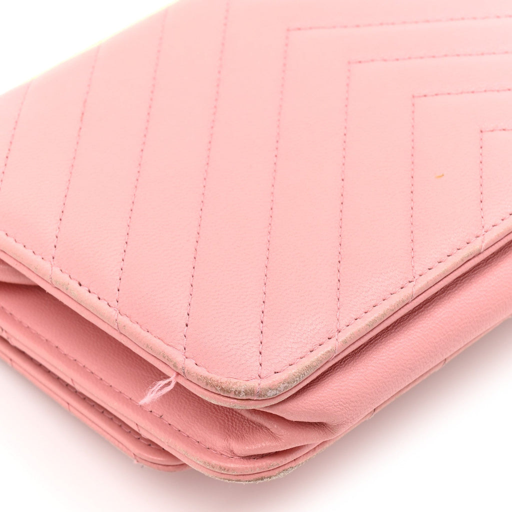 Lambskin Chevron Quilted Trendy CC Wallet On Chain WOC Pink wholesalehk.shop