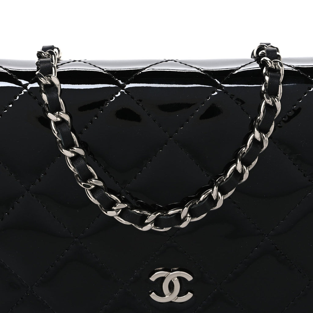 Patent Quilted Wallet On Chain WOC Black wholesalehk.shop