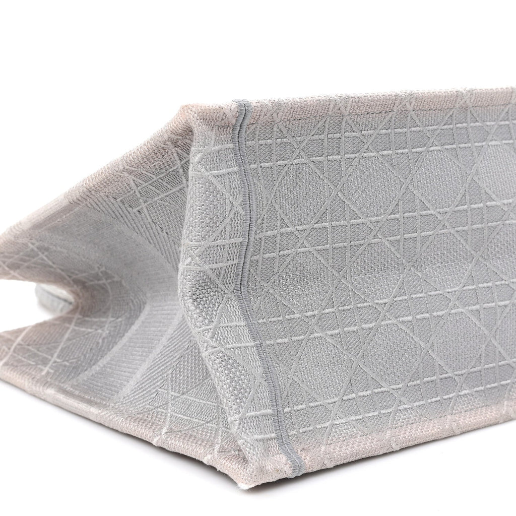 Canvas Embroidered Cannage Medium Book Tote Stone £¨ Direct shipment via from wholesalehk.shop