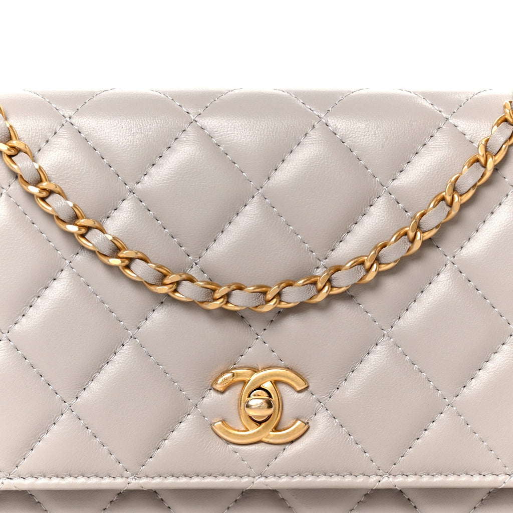 Lambskin Quilted CC Pearl Crush Wallet on Chain WOC Grey wholesalehk.shop