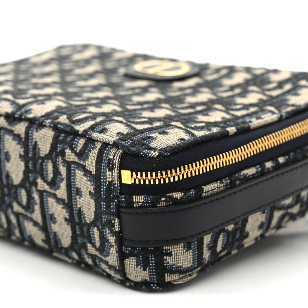 Oblique 30 Montaigne Top Handle Box Bag Blue wholesalehk.shop