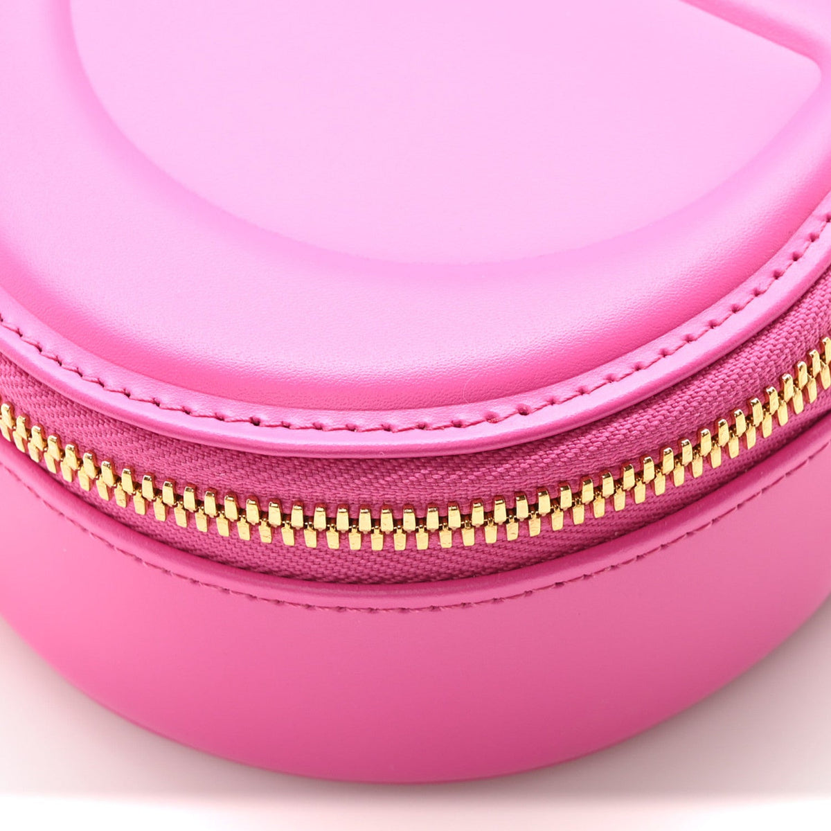 Calfskin CD Signature Oval Crossbody Camera Bag Rani Pink wholesalehk.shop