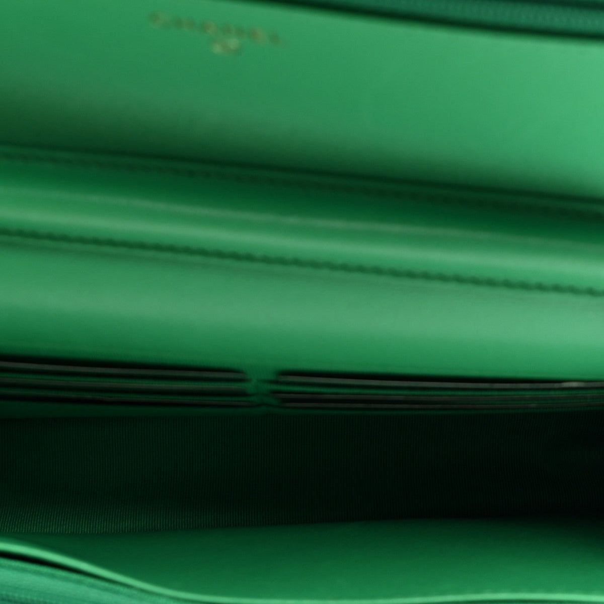 Lambskin Quilted Wallet On Chain WOC Green wholesalehk.shop