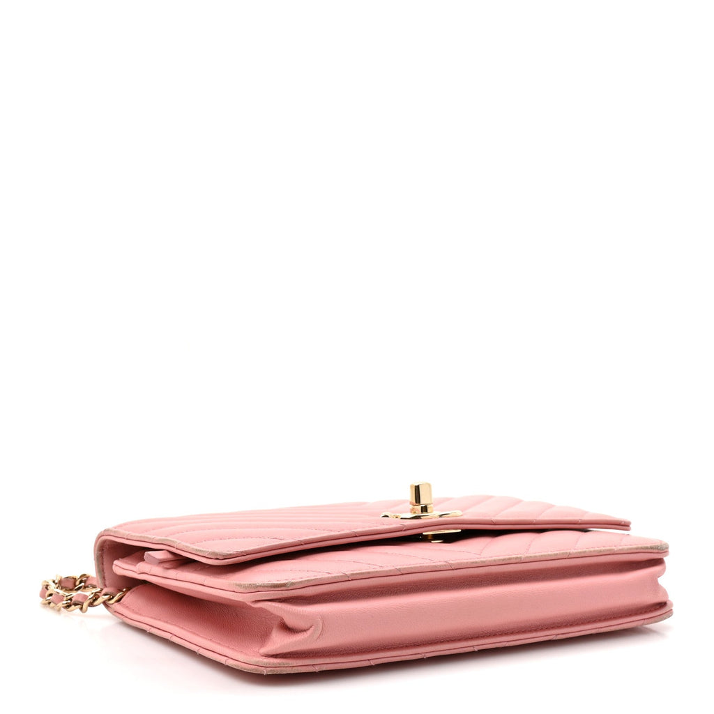 Lambskin Chevron Quilted Trendy CC Wallet On Chain WOC Pink wholesalehk.shop