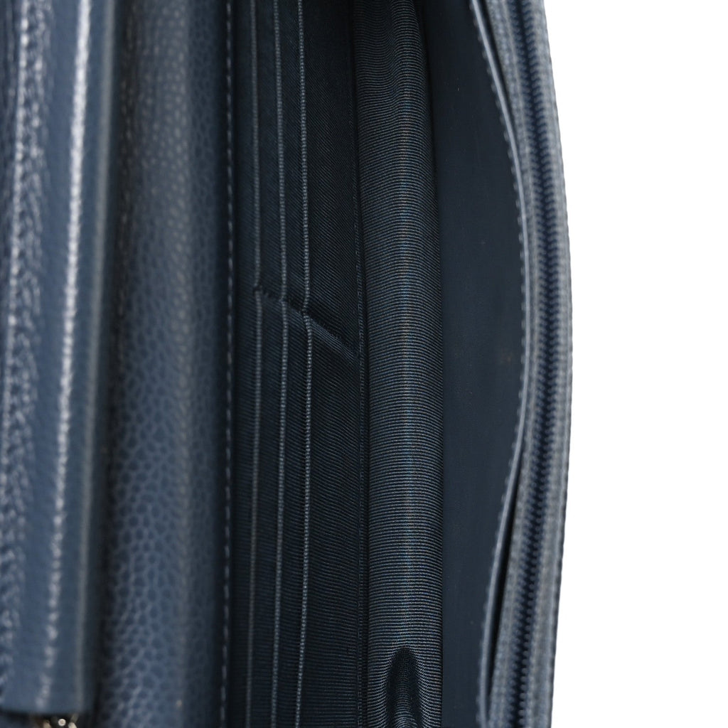 Caviar Quilted Wallet on Chain WOC Blue wholesalehk.shop