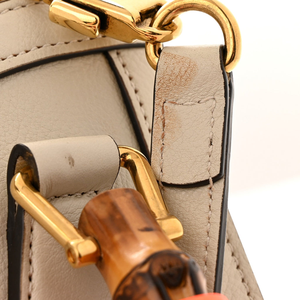 Wonka Grain Calfskin Mini Diana Tote Bag Mystic White Orange Fluo wholesalehk.shop