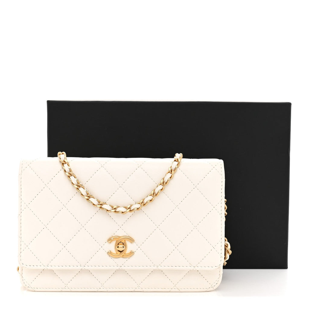 Lambskin Quilted CC Pearl Crush Wallet on Chain WOC White wholesalehk.shop