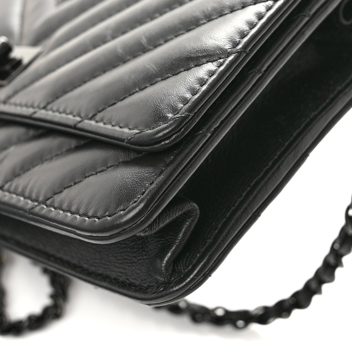 Aged Calfskin Chevron Quilted Reissue Wallet On Chain WOC So Black wholesalehk.shop