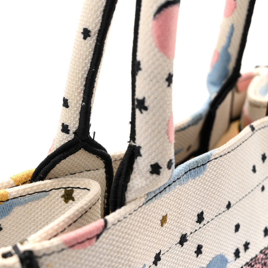 Canvas Embroidered Ciel De Reve Small Book Tote Latte Multicolor £¨ Direct shipment via from wholesalehk.shop