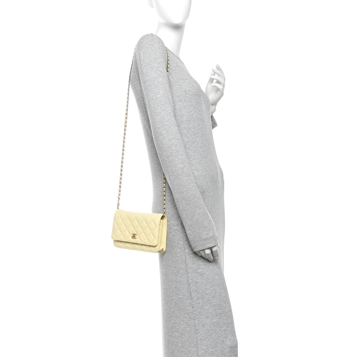 Caviar Quilted CC Turn Lock Wallet On Chain WOC Light Yellow wholesalehk.shop