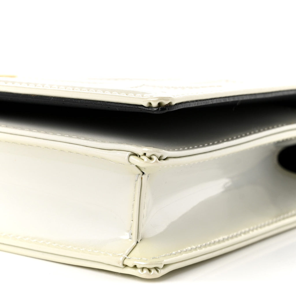 Patent Micro-Cannage Diorama Wallet on Chain Pouch Metallic White ¡§ Direct shipment via from wholesalehk.shop