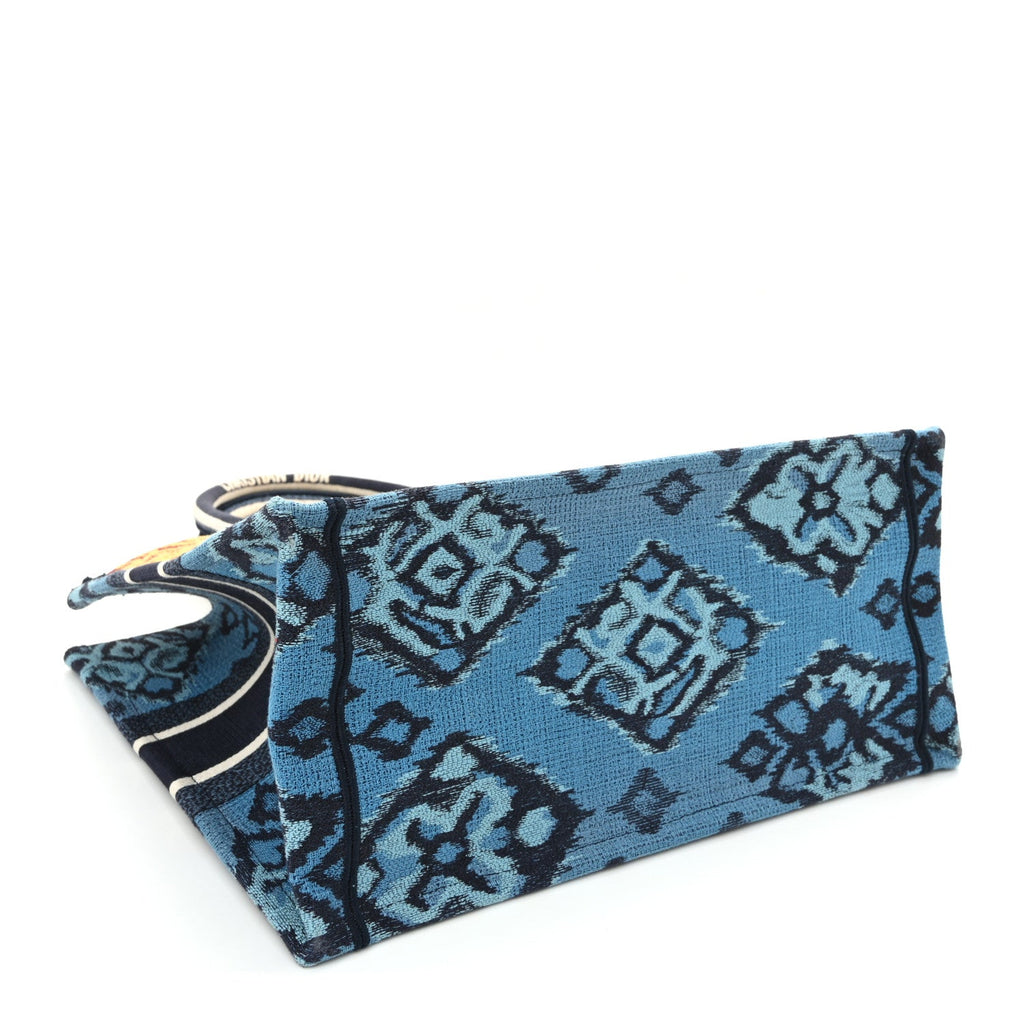 Canvas Embroidered Paisley Medium Book Tote Blue Multicolor £¨ Direct shipment via from wholesalehk.shop