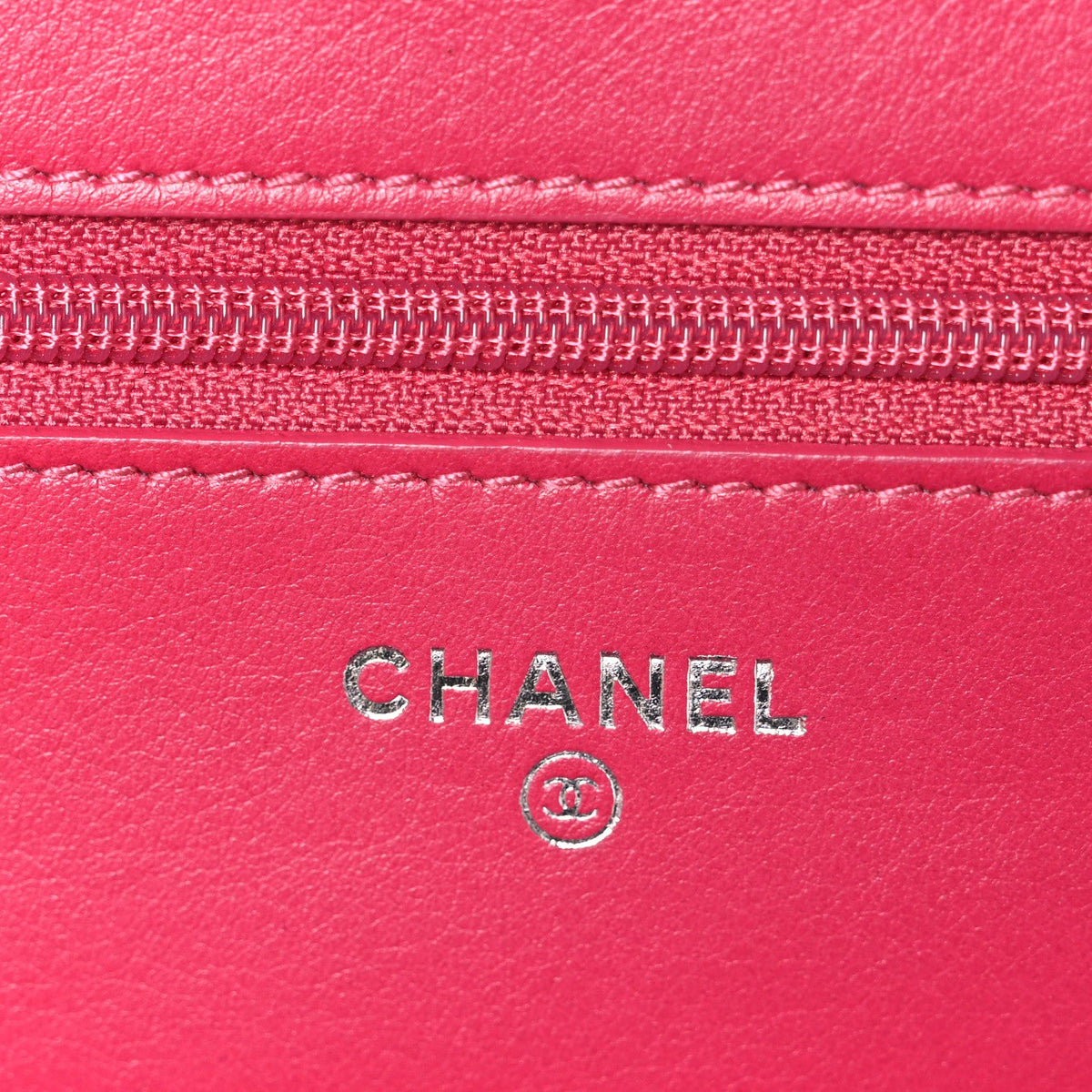 Lambskin Diamond Stitched Wallet On Chain WOC Pink wholesalehk.shop