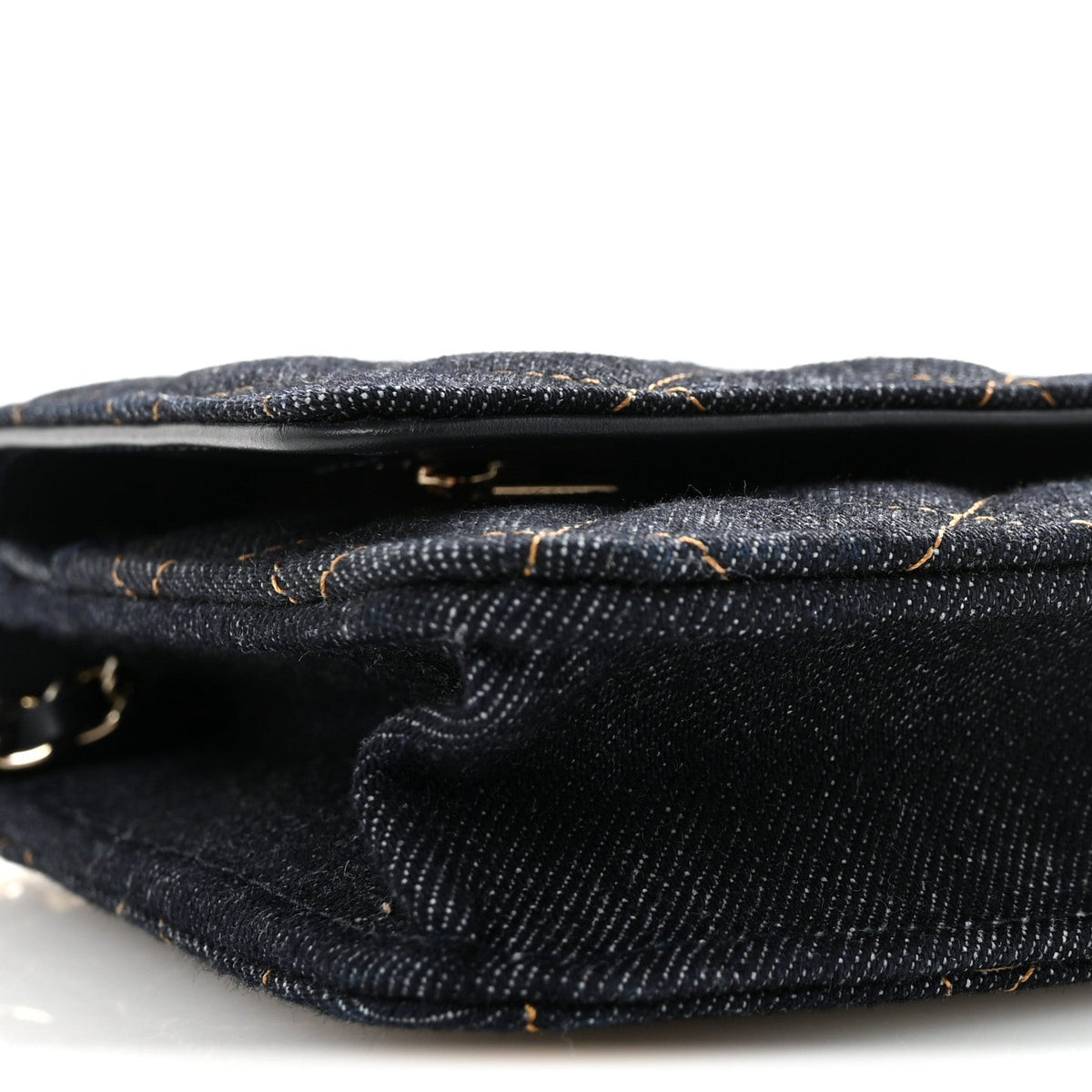 Denim Quilted CC Turnlock Wallet On Chain WOC Dark Blue Orange wholesalehk.shop