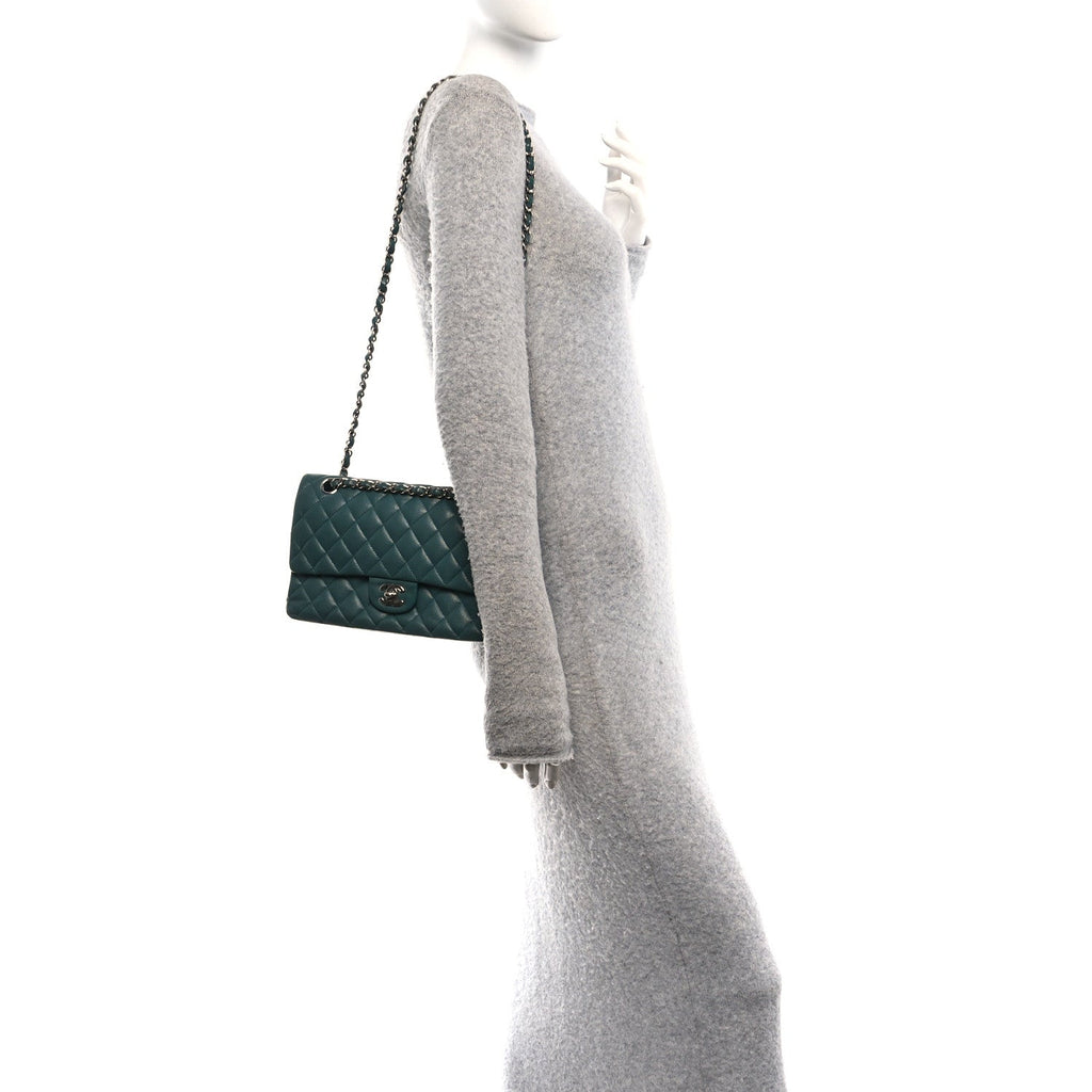 Caviar Quilted Medium Double Flap Green wholesalehk.shop