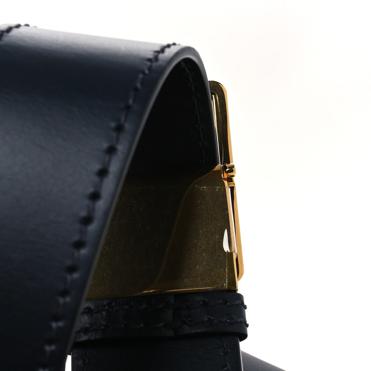Oblique 30 Montaigne Box Bag Blue wholesalehk.shop