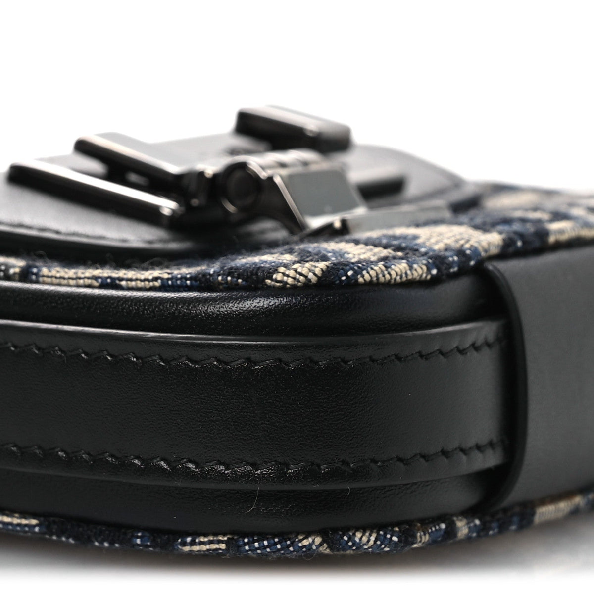 Oblique Smooth Calfskin Nano Pouch Beige Black wholesalehk.shop