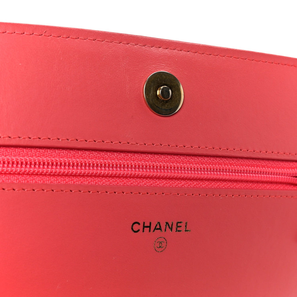 Caviar Quilted Boy Wallet On Chain WOC Dark Pink wholesalehk.shop