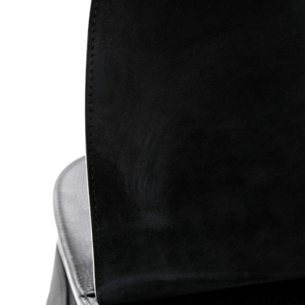 Grained Calfskin Large Bobby Flap Black wholesalehk.shop