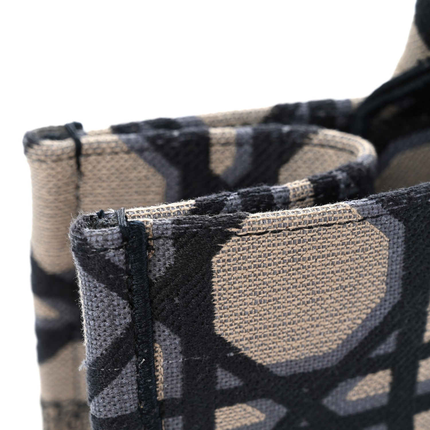 Canvas Macrocannage Embroidered Medium Book Tote Beige Blue £¨ Direct shipment via from wholesalehk.shop