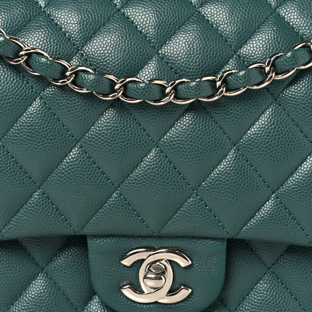 Caviar Quilted Medium Double Flap Green wholesalehk.shop
