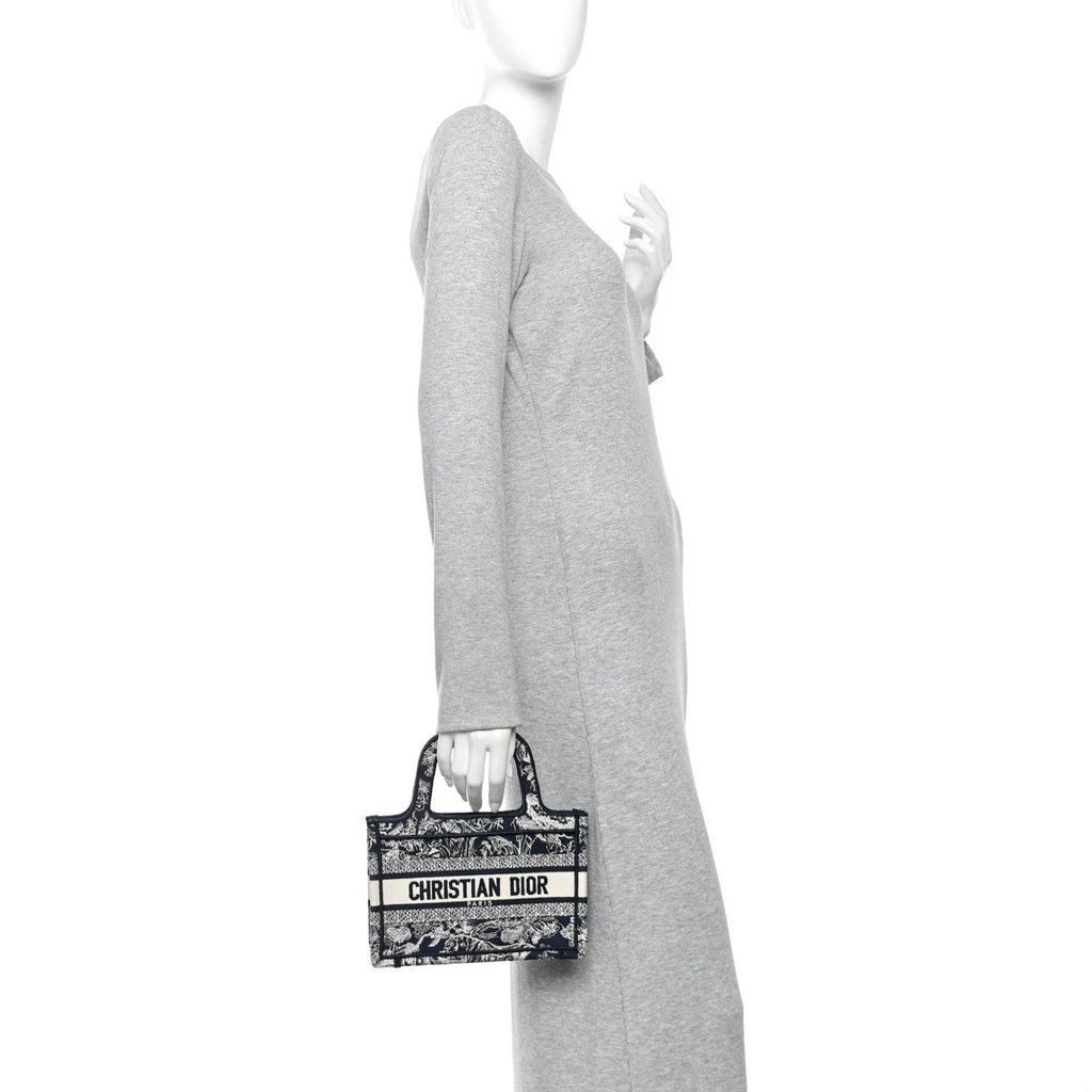 Canvas Embroidered Mini Toile De Jouy Book Tote Blue £¨ Direct shipment via from wholesalehk.shop