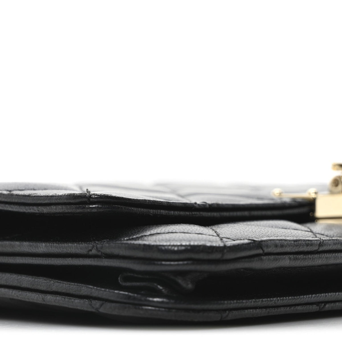 Lambskin Quilted Golden Class Wallet on Chain WOC Black wholesalehk.shop