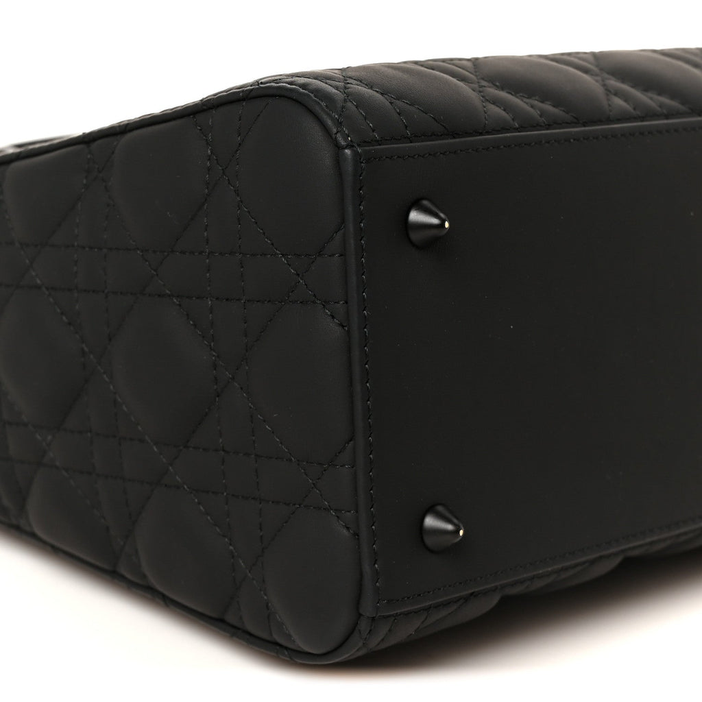 Ultra Matte Calfskin Cannage Medium Lady Dior Black wholesalehk.shop