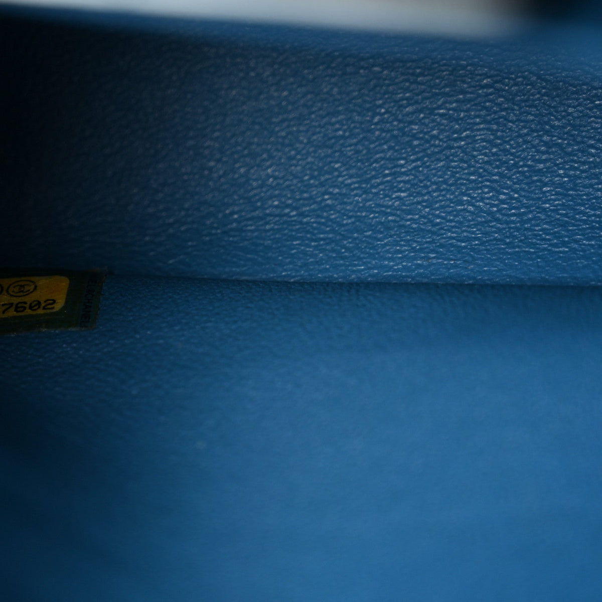 Iridescent Caviar Quilted Medium Double Flap Blue wholesalehk.shop