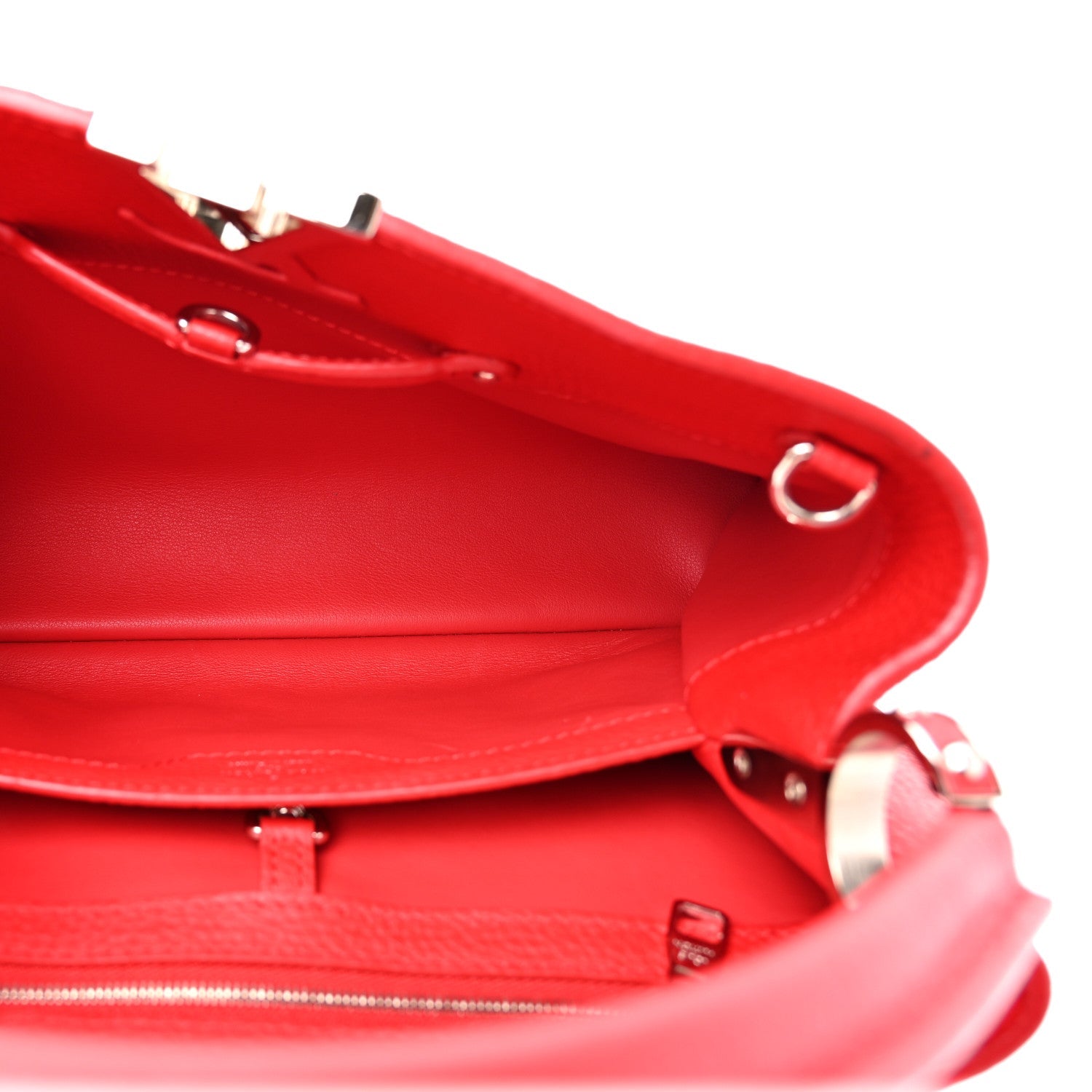 Taurillon Capucines PM Rubis £¨ Direct shipment via from wholesalehk.shop