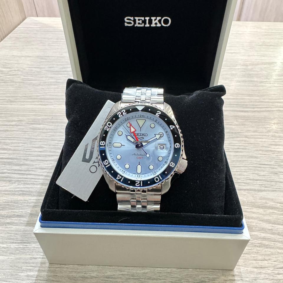 Seiko 5 Sports Automatic GMT SKX Sports Style Asia Exclusive Limited Edition Ice Blue Dial Silver Steel Strap Watch For Men - SSK029K1 wholesalehk.shop