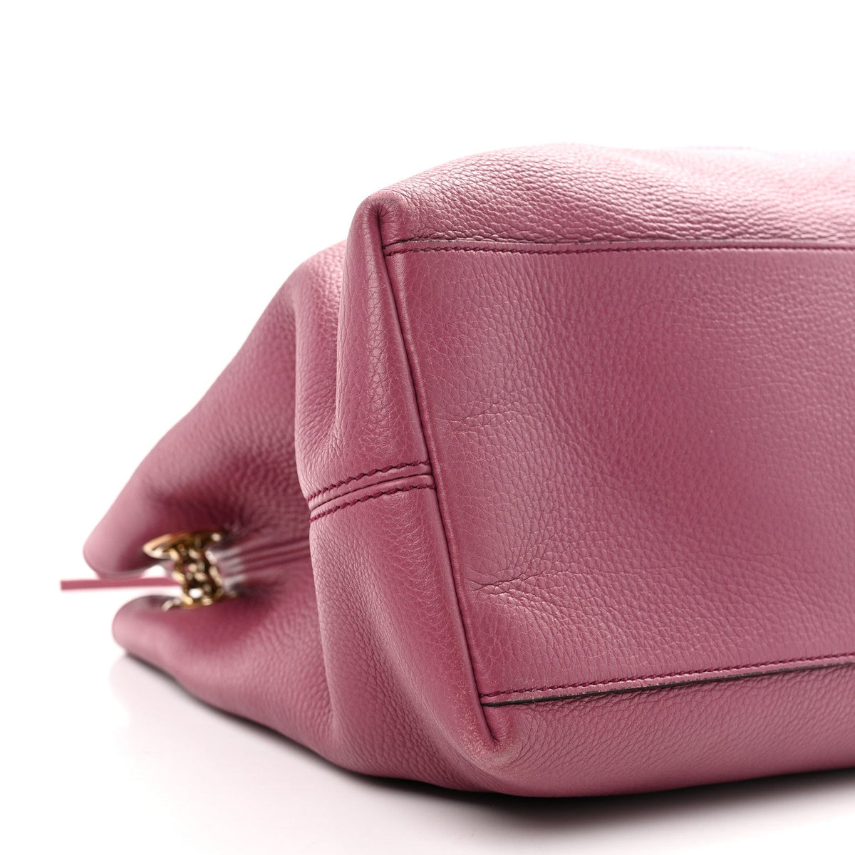 Pebbled Calfskin Medium Soho Chain Shoulder Bag Peonia Flower wholesalehk.shop