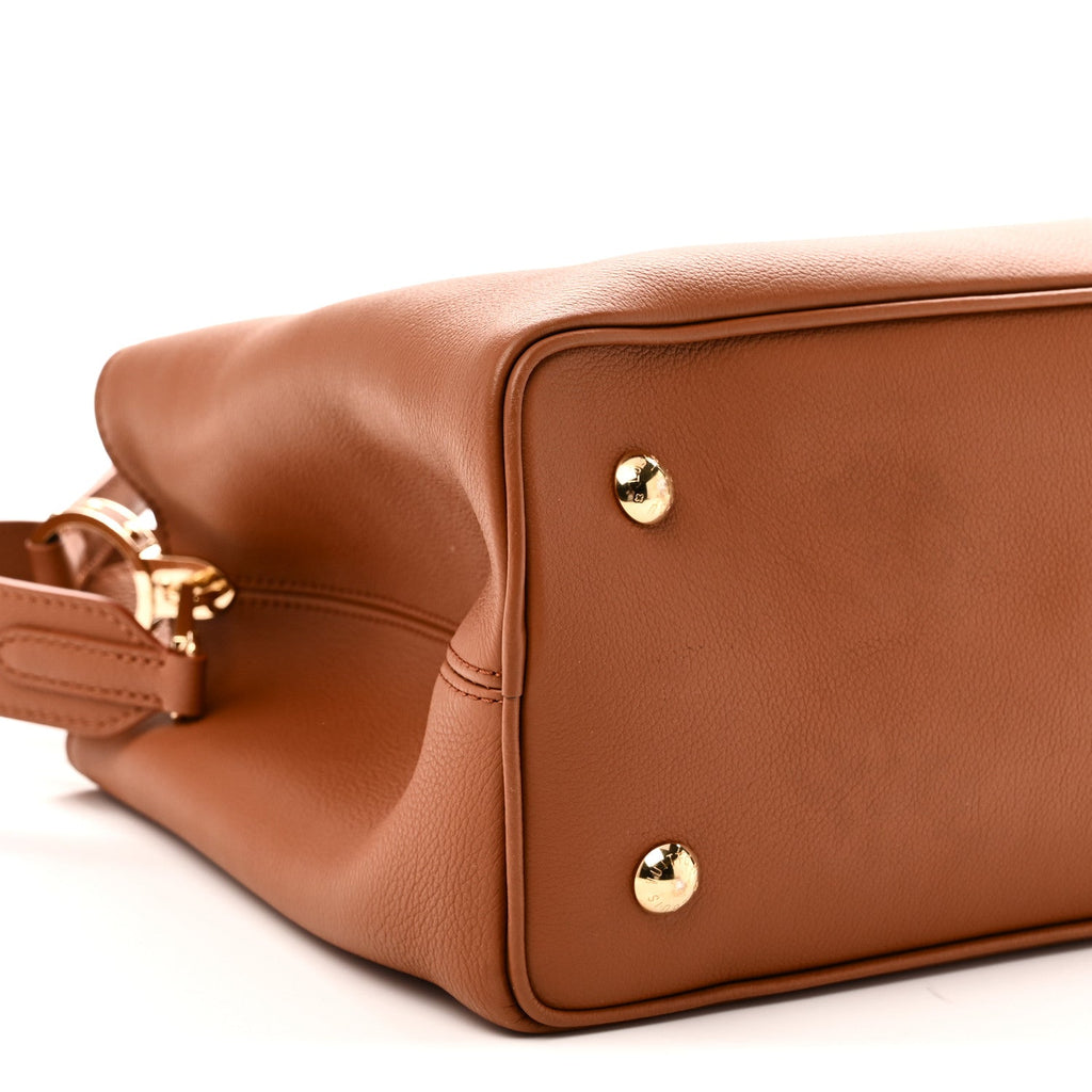 Smooth Grained Calfskin Capucines GM  Souple Cognac £¨ Direct shipment via from wholesalehk.shop