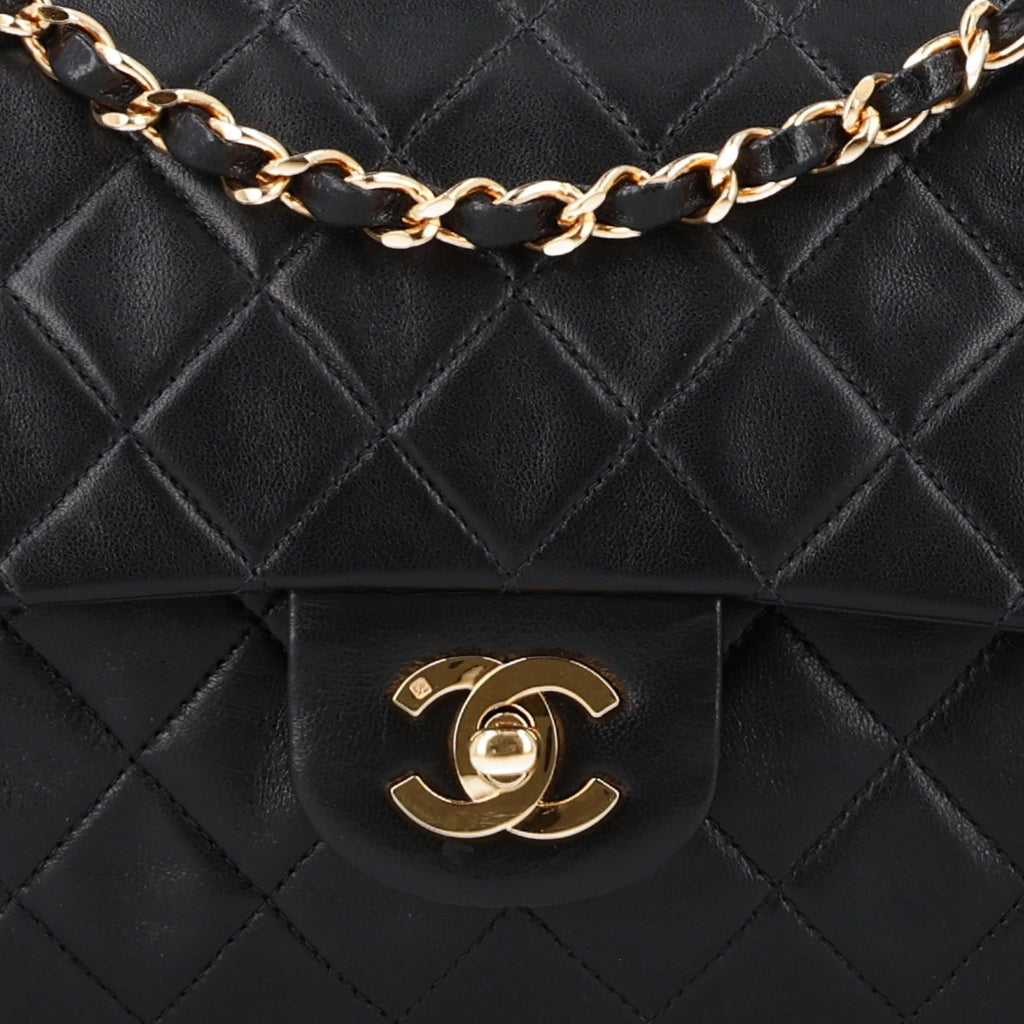 Lambskin Quilted Medium Double Flap Black wholesalehk.shop