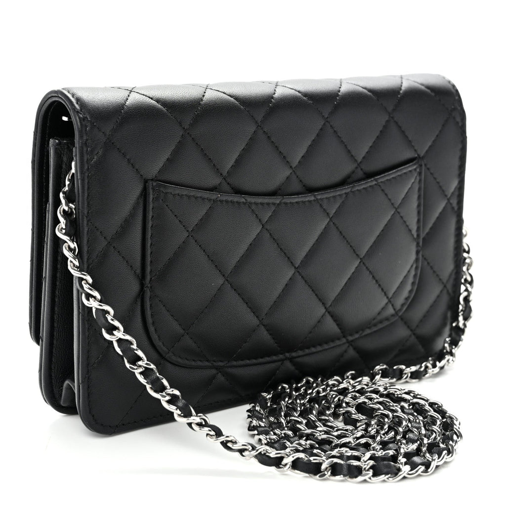 Lambskin Quilted Enamel CC Wallet on Chain WOC Black wholesalehk.shop