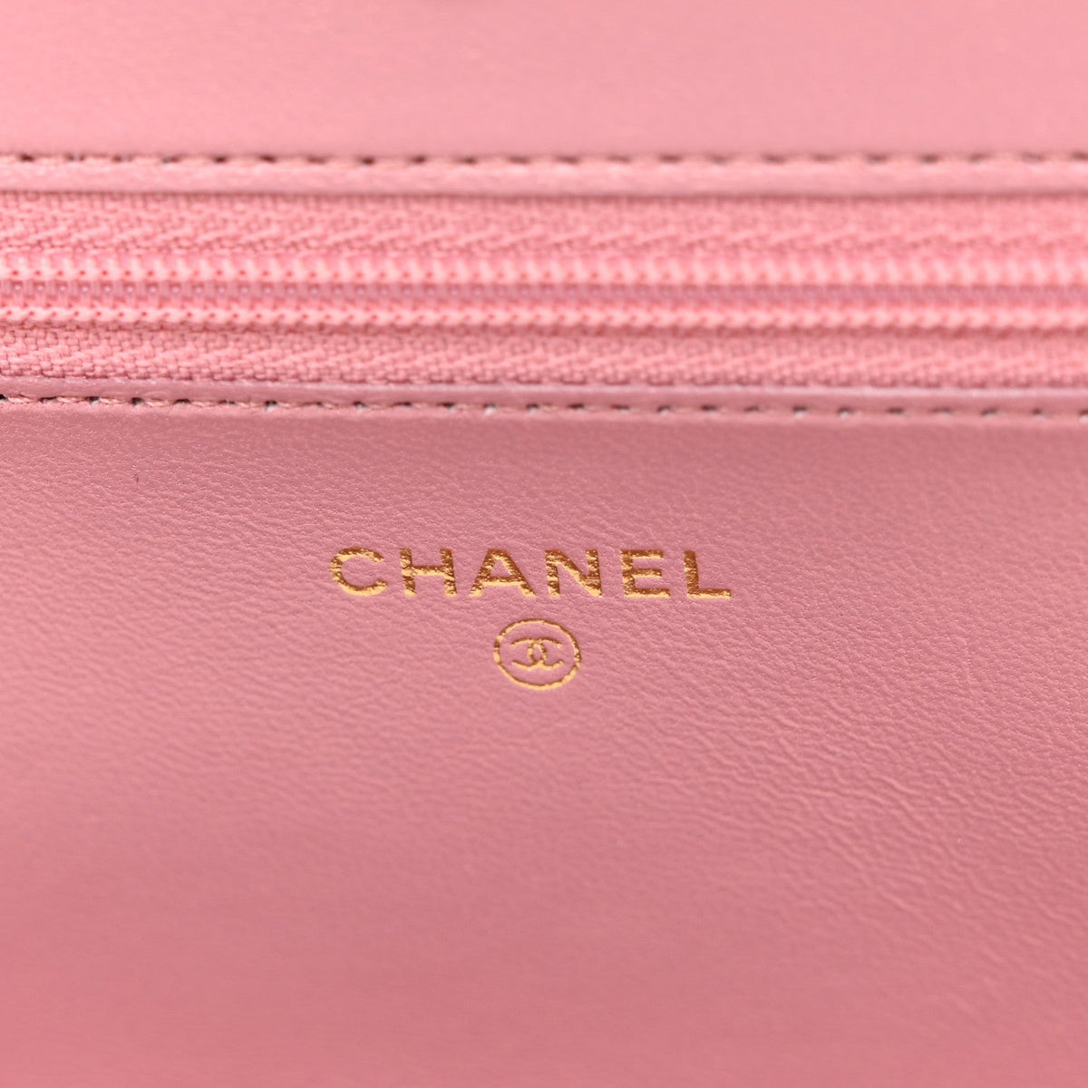 Metallic Lambskin Quilted Boy Wallet On Chain WOC Pink wholesalehk.shop