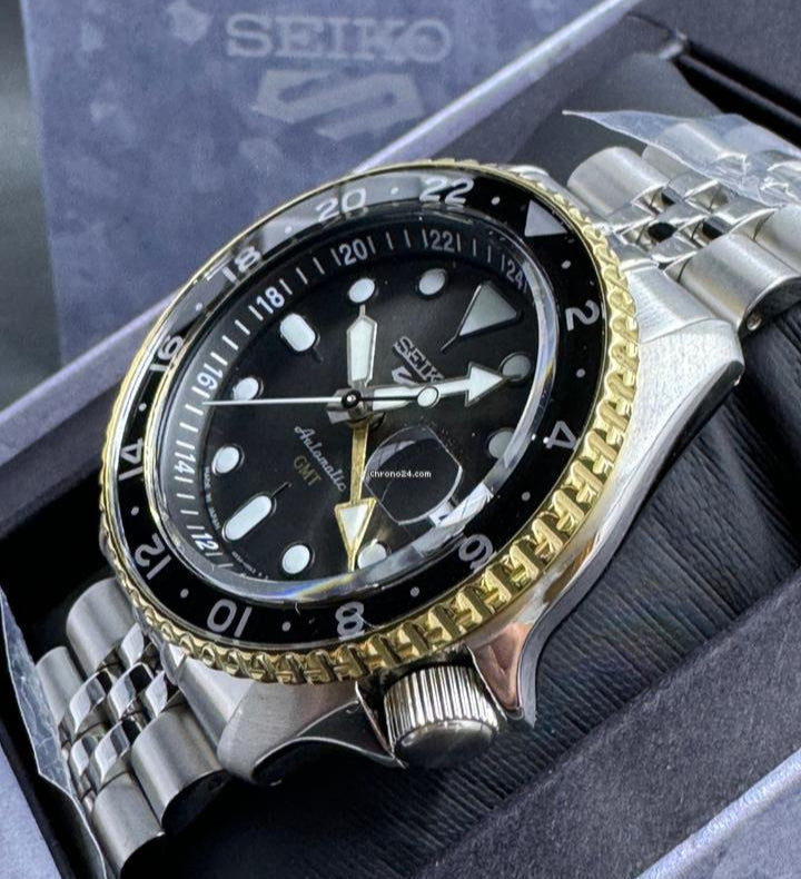 Seiko 5 Sports GMT US Special Edition Automatic Grey Dial Silver Steel Strap Watch For Men - SSK021K1 wholesalehk.shop