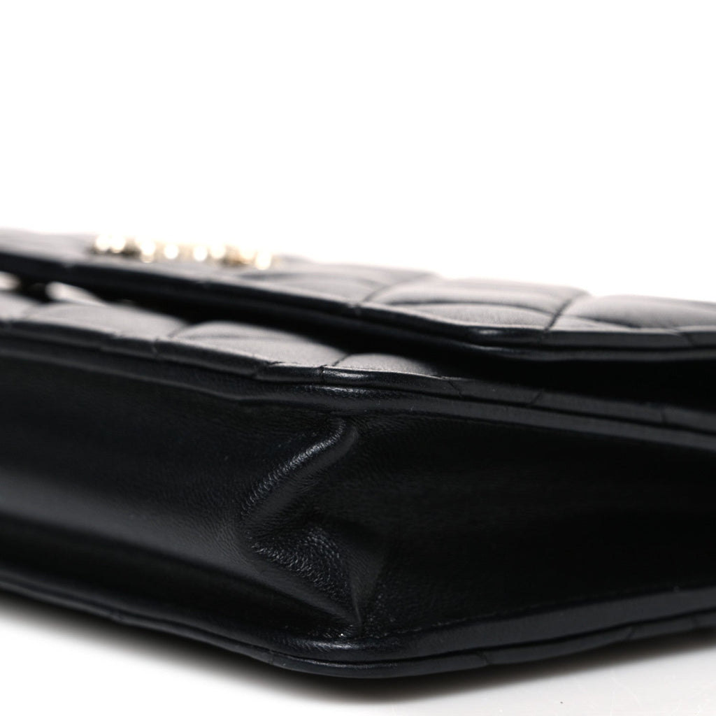 Lambskin Quilted Pearl CC Wallet on Chain WOC Black wholesalehk.shop