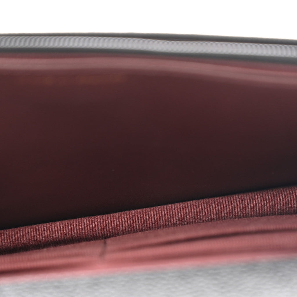 Caviar Quilted Wallet on Chain WOC Black wholesalehk.shop