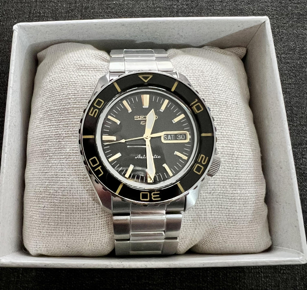 Seiko 5 Sport Automatic SKX Series Black Dial Silver Steel Strap Watch for Men - SRPK99K1 wholesalehk.shop