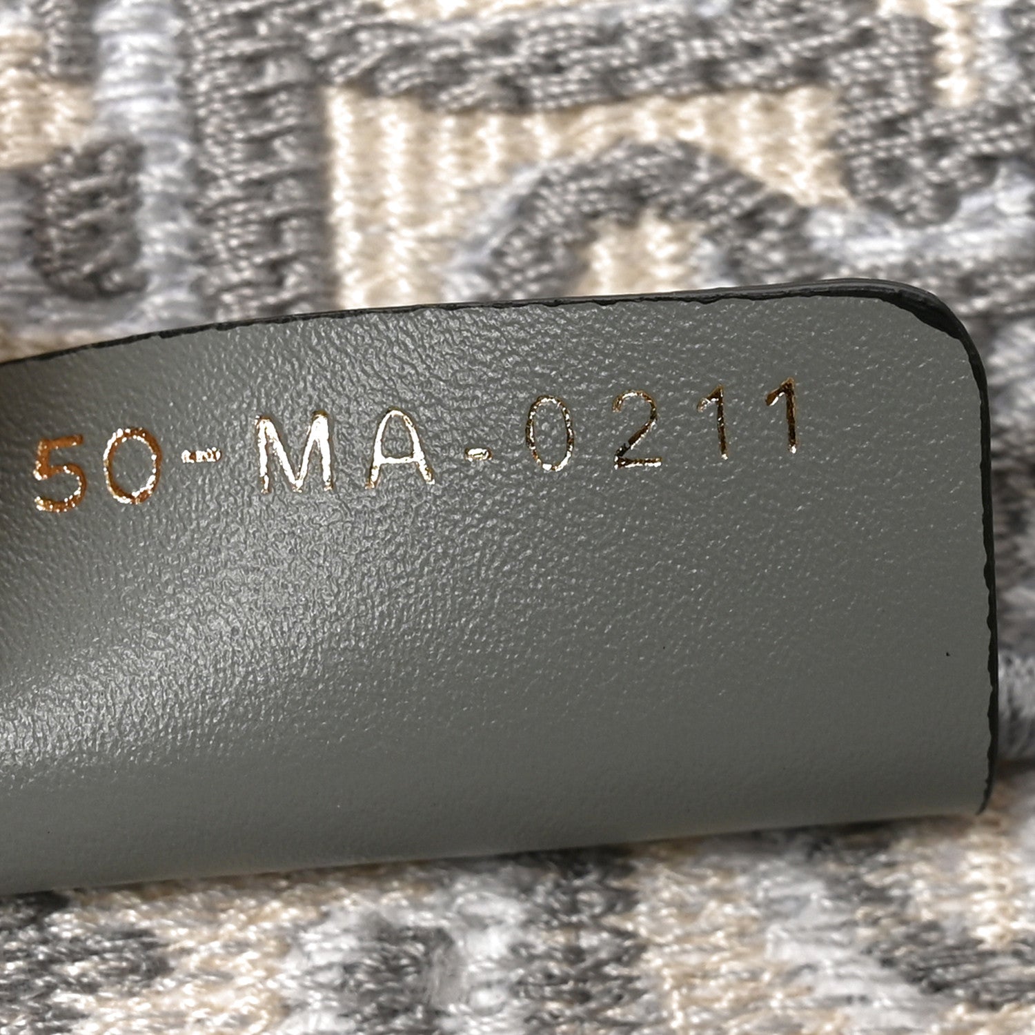 Oblique Medium Book Tote Grey £¨ Direct shipment via from wholesalehk.shop