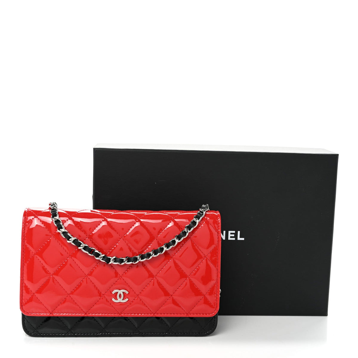 Patent Quilted Bi-Color Wallet On Chain WOC Red Black wholesalehk.shop